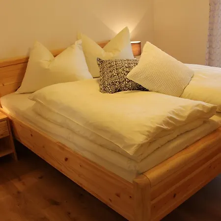 Weingartenhaus Tatil Evi *