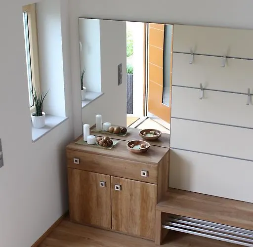 度假居 Weingartenhaus 里欧查赫